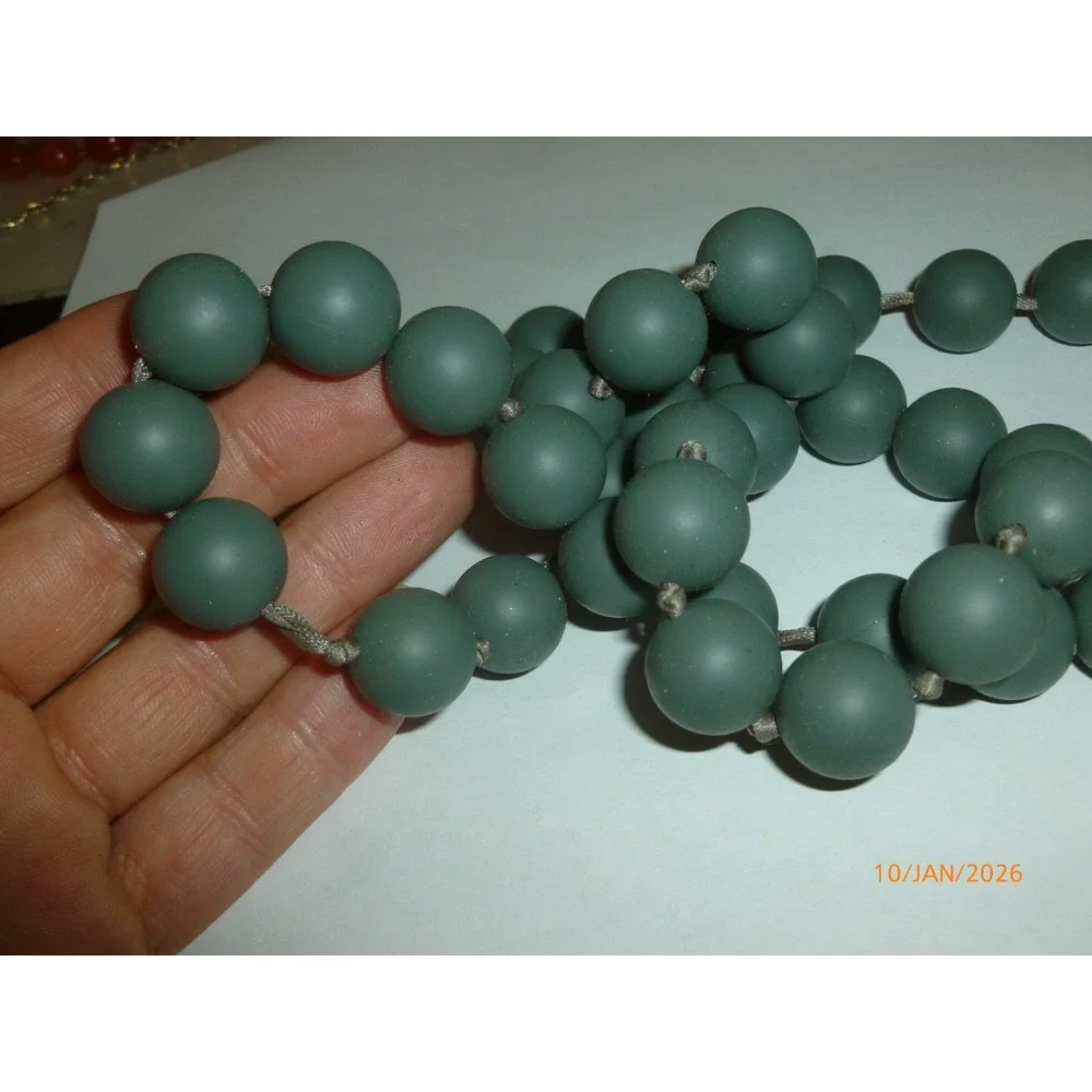Vintage Style Matte Sage Green‎ Knotted Bead Strand Necklace Barrel Clasp Long